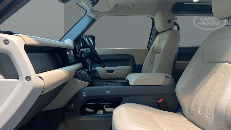 Land Rover Defender 3.0 D200 S 90 3dr Auto Diesel Estate